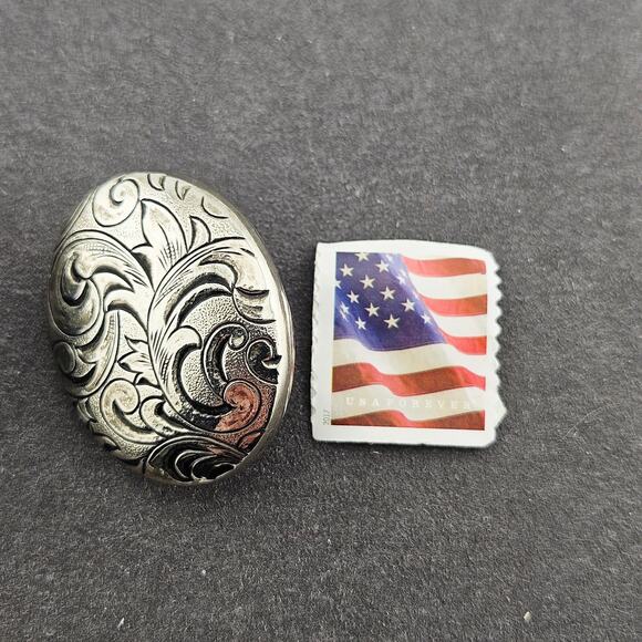 Vintage Sliver Tone Cabochon Clip On Earrings Oval Baroque Victorian Swirl Print - Picture 3 of 4